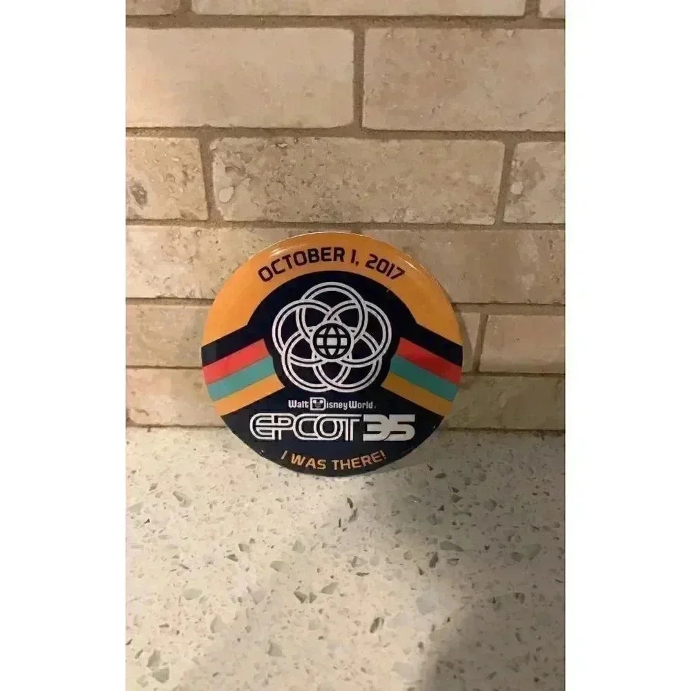 Disney - Epcot 35th Anniversary EXCLUSIVE BUTTON‎ 